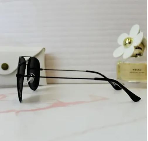 Lentes de Sol Aviador Unisex – Lunas Negras y Marco Negro Estilo Clásico 2 Lentes de Sol Aviador Unisex – Lunas Negras y Marco Negro Estilo Clásico - Imagen 2